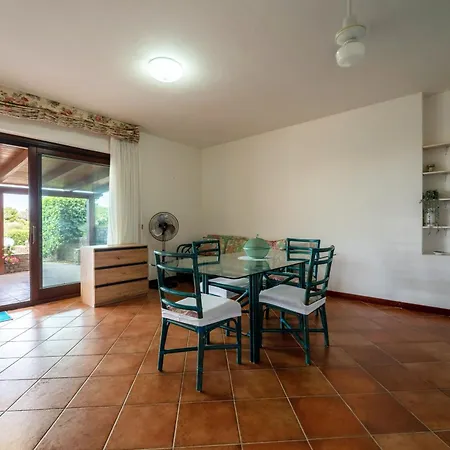 Villa Barbarossa - *